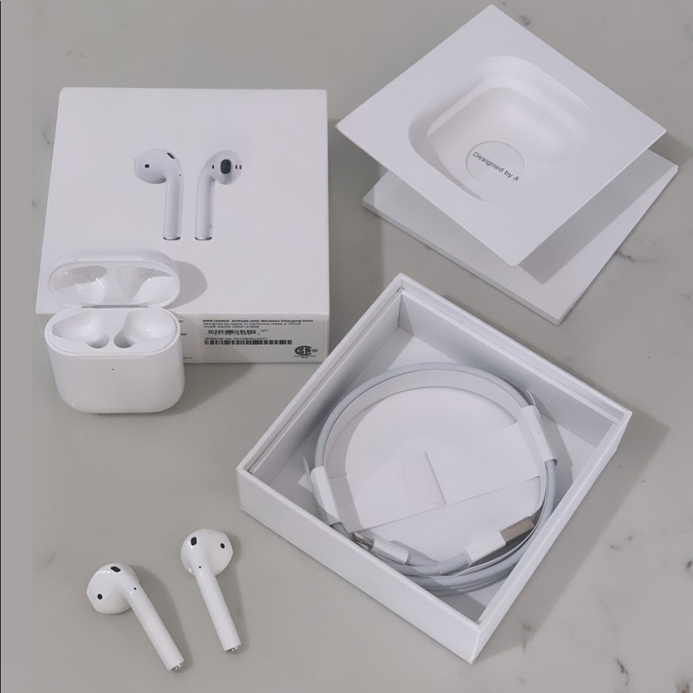 Apple AirPods